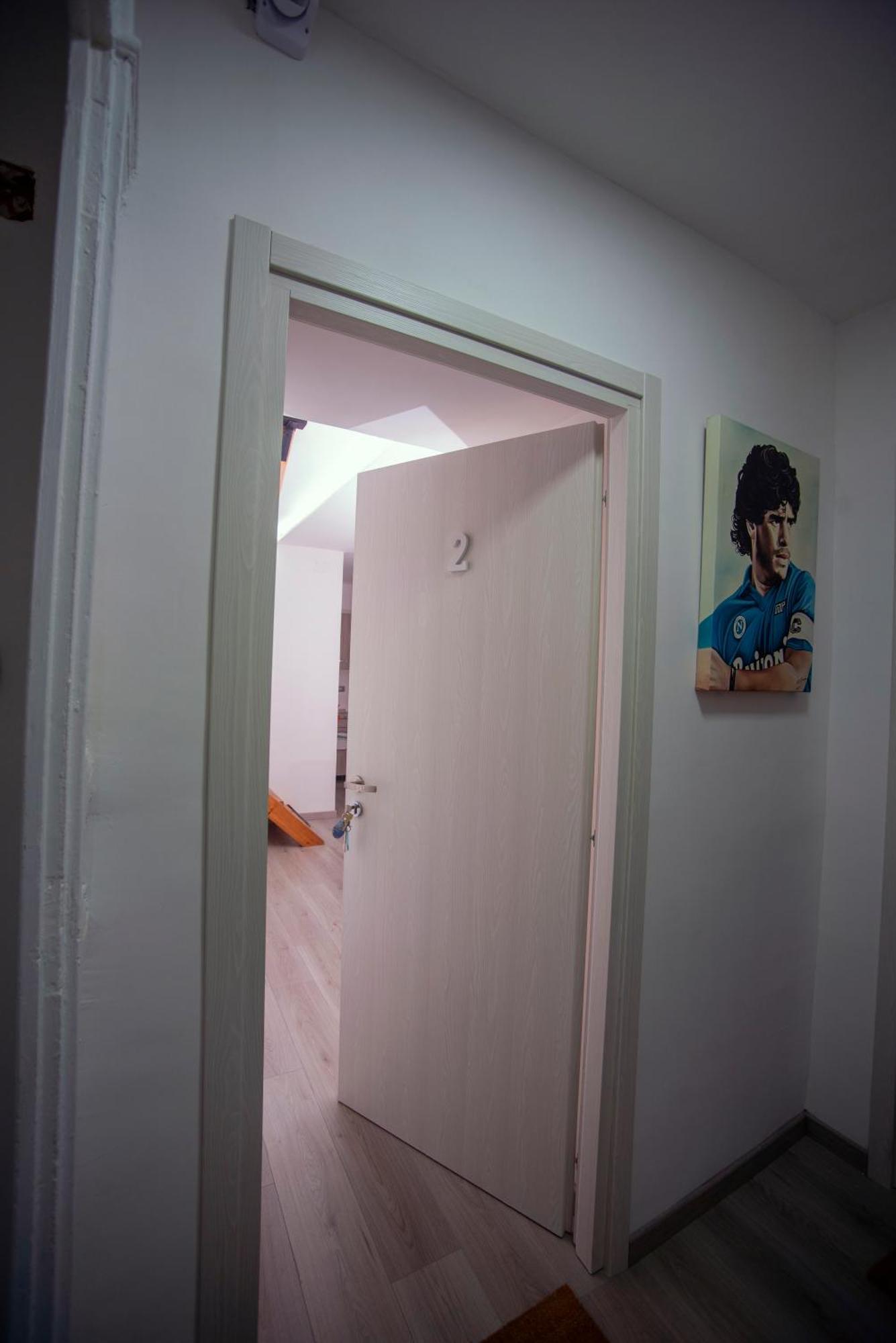 Na City Rooms Naples Exterior photo