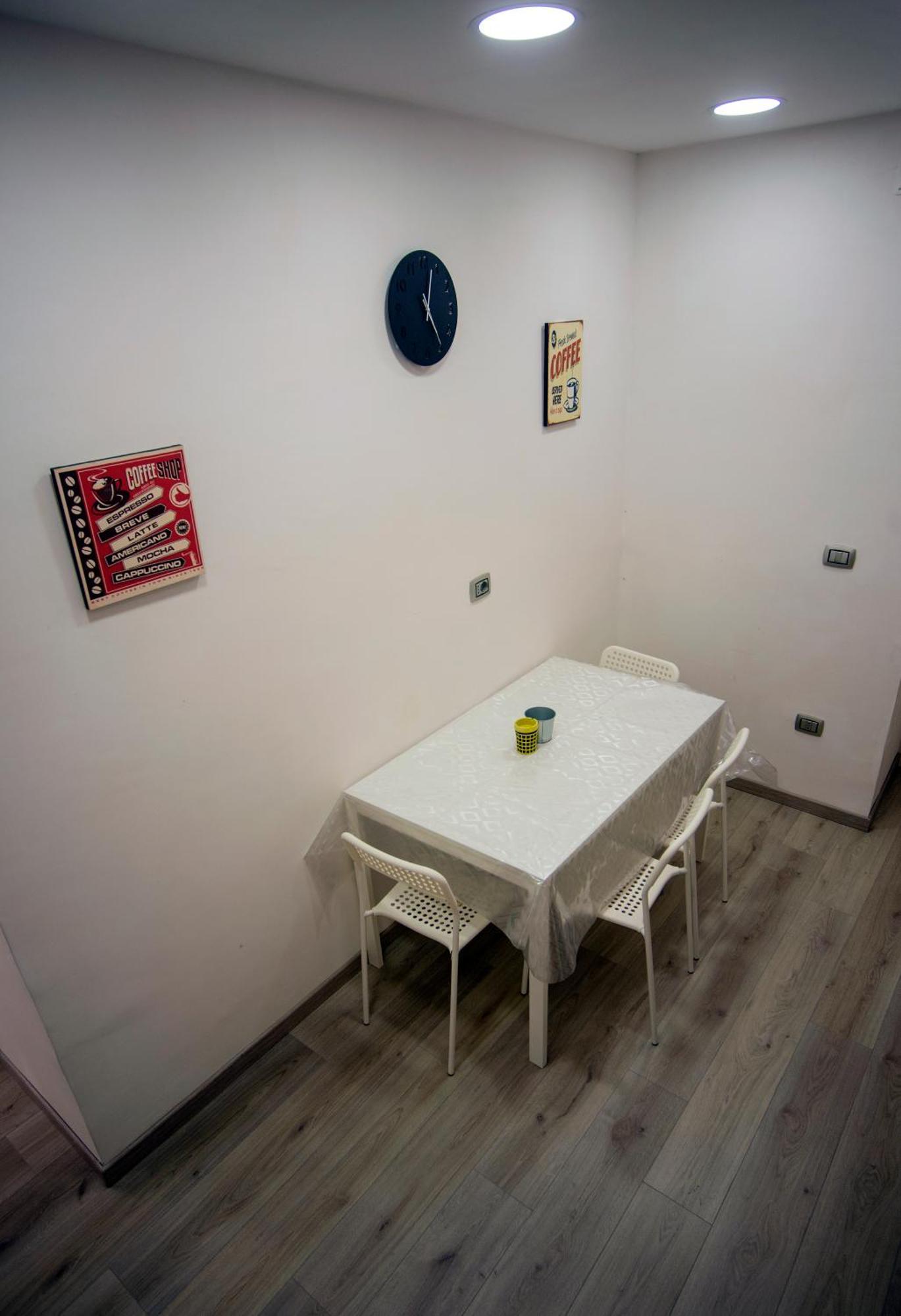 Na City Rooms Naples Exterior photo
